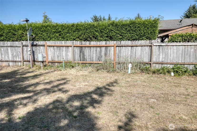 Property photo for 133 Cakesosta Street Sw, Ocean Shores photo 21