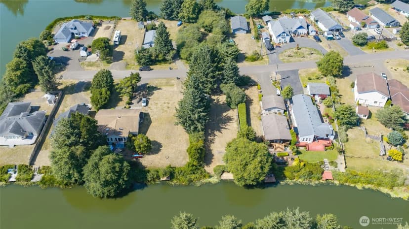 Property photo for 133 Cakesosta Street Sw, Ocean Shores photo 28