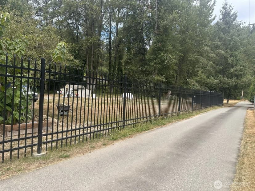 Property photo for 15406 Se Jones Road, Renton photo 7