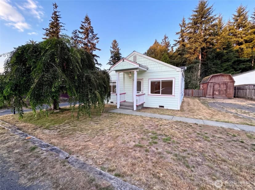 Property photo for 7507 Lower Ridge Road, Everett