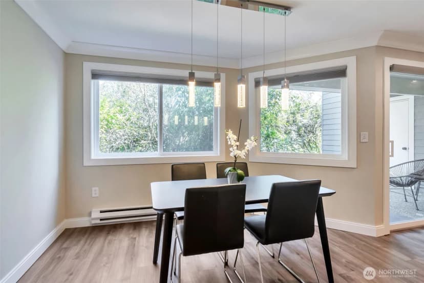 Property photo for 4183 W Lake Sammamish Parkway Se #b104, Bellevue photo 7