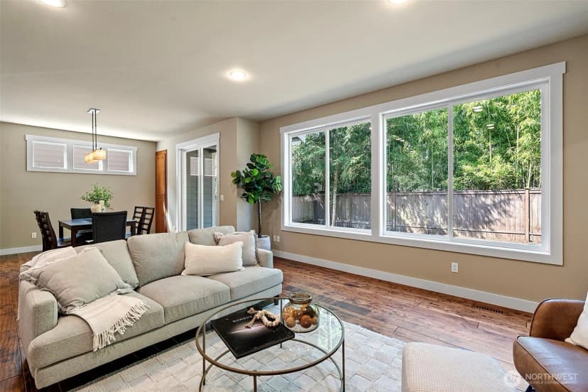 Property photo for 6516 86th Avenue W, University Place photo 8