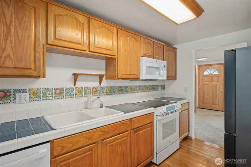 Property photo for 13611 62nd Avenue Se, Everett photo 16