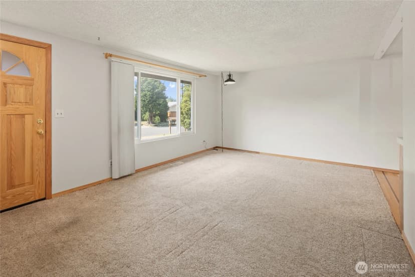 Property photo for 13611 62nd Avenue Se, Everett photo 9