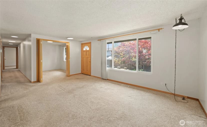 Property photo for 13611 62nd Avenue Se, Everett photo 10