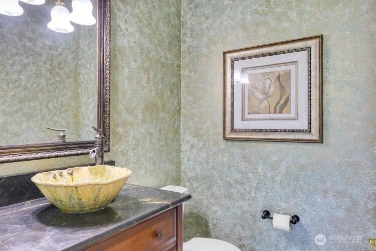 Property photo for 22410 Mcmurray Shore Drive, Mount Vernon photo 10