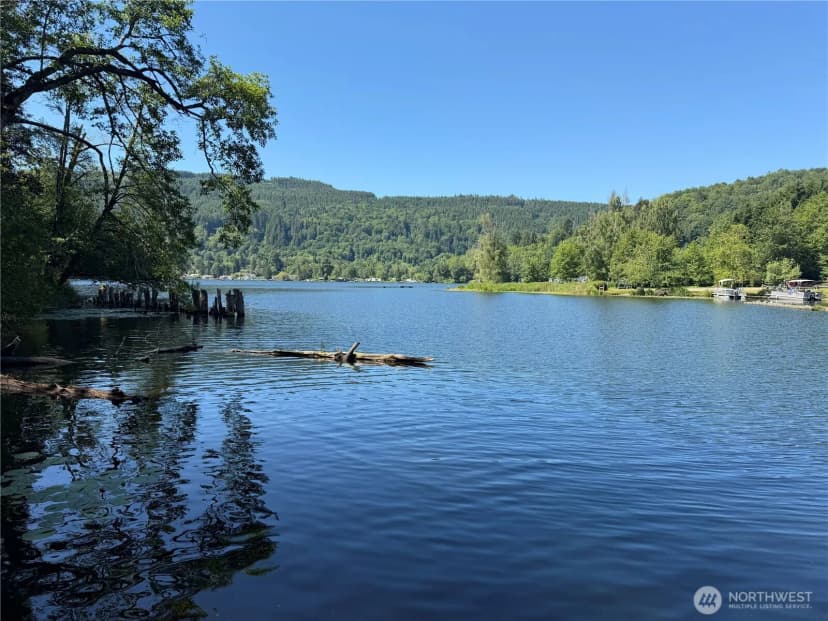 Property photo for 22410 Mcmurray Shore Drive, Mount Vernon photo 36