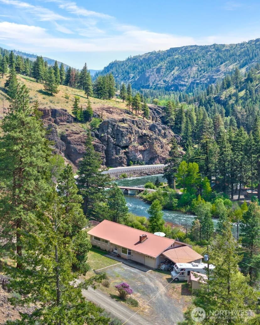 Property photo for 15547 State Route 410, Naches photo 2