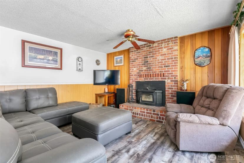 Property photo for 15547 State Route 410, Naches photo 12