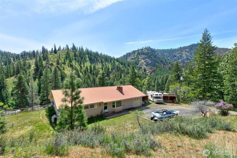 Property photo for 15547 State Route 410, Naches photo 4