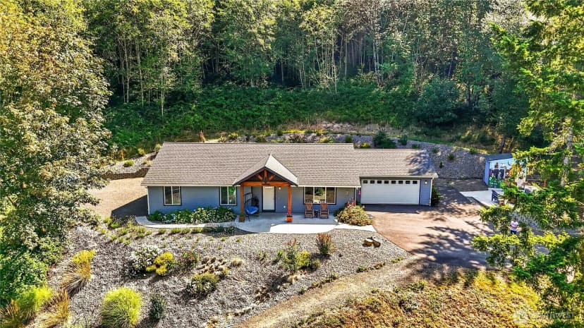Property photo for 210 Echo Lane, Longview