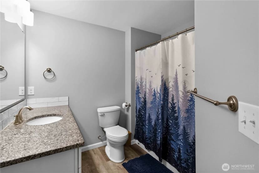 Property photo for 210 Echo Lane, Longview photo 16