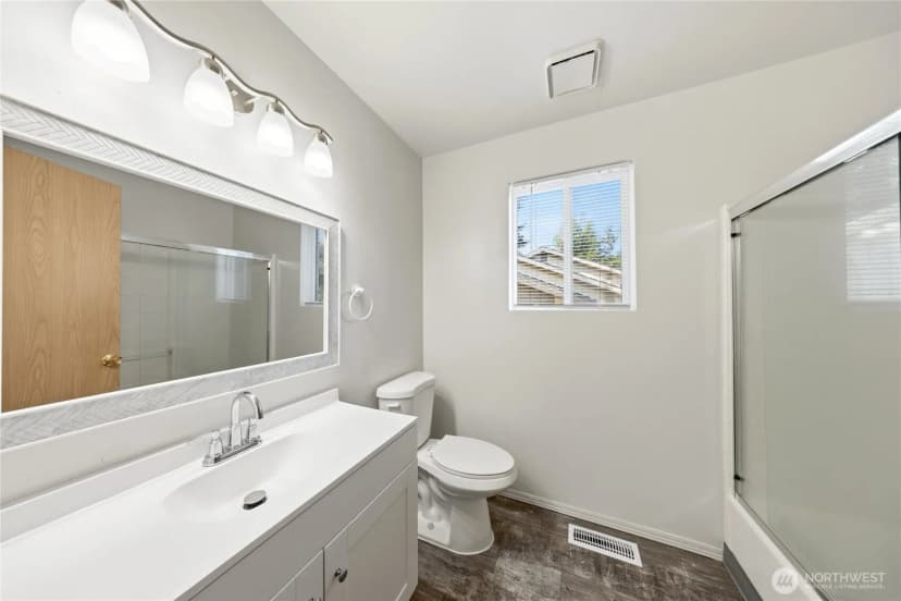 Property photo for 919 Sw 319th Place, Federal Way photo 17