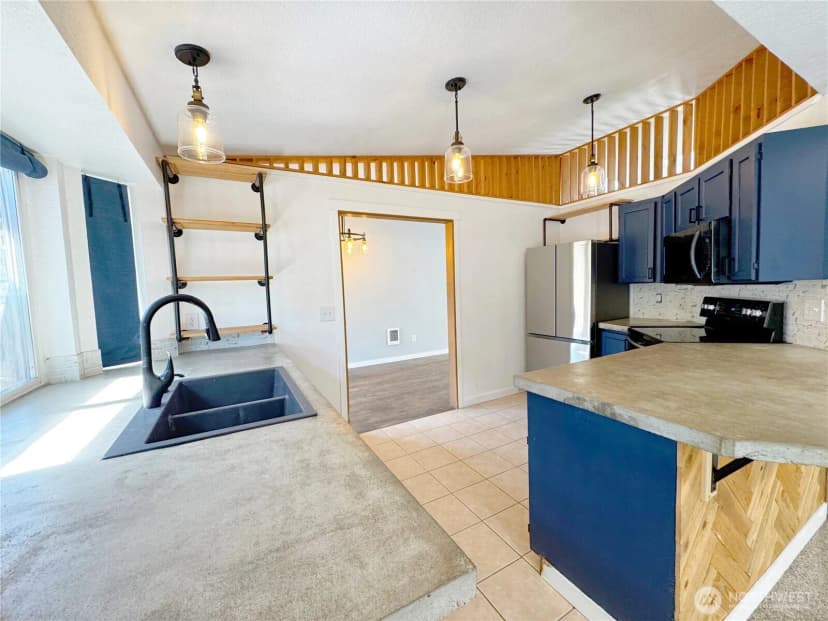 Property photo for 3717 S 316th Street, Auburn photo 8