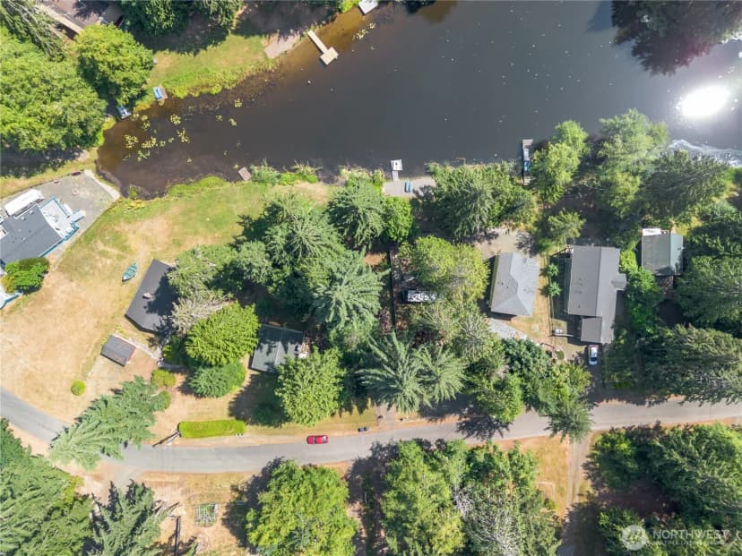 Property photo for 550 E Lakeshore Drive W, Shelton photo 35