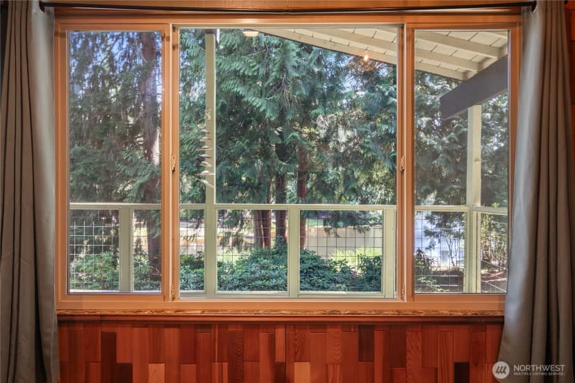 Property photo for 550 E Lakeshore Drive W, Shelton photo 9