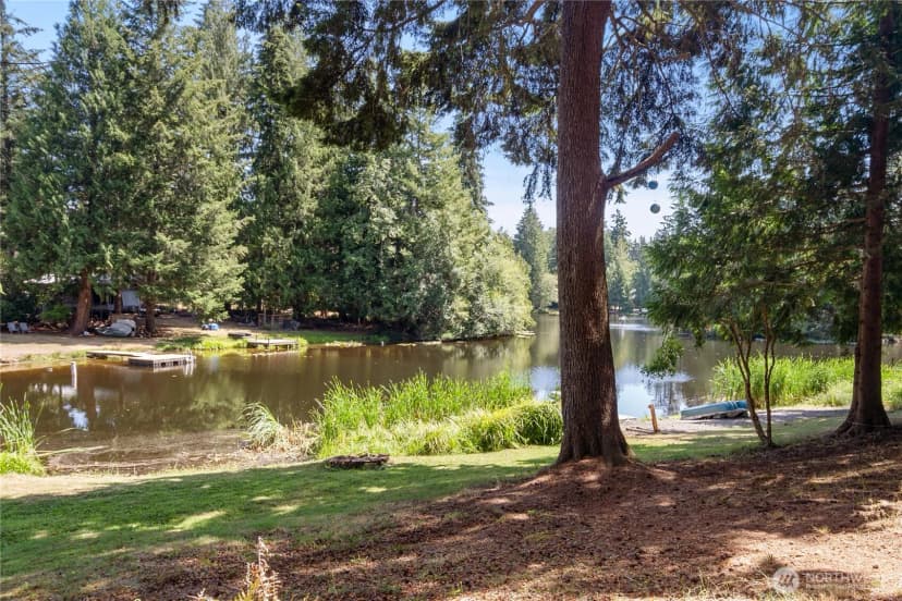 Property photo for 550 E Lakeshore Drive W, Shelton photo 20