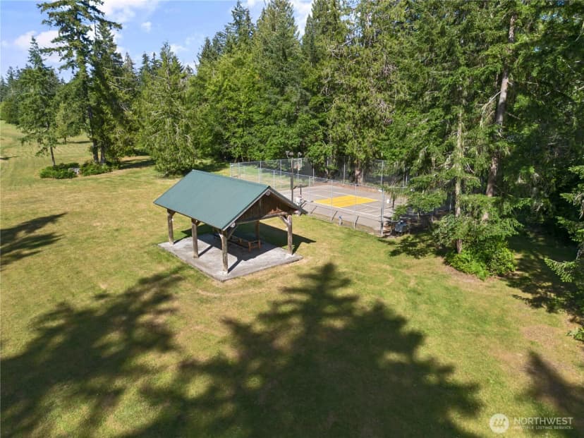 Property photo for 550 E Lakeshore Drive W, Shelton photo 31