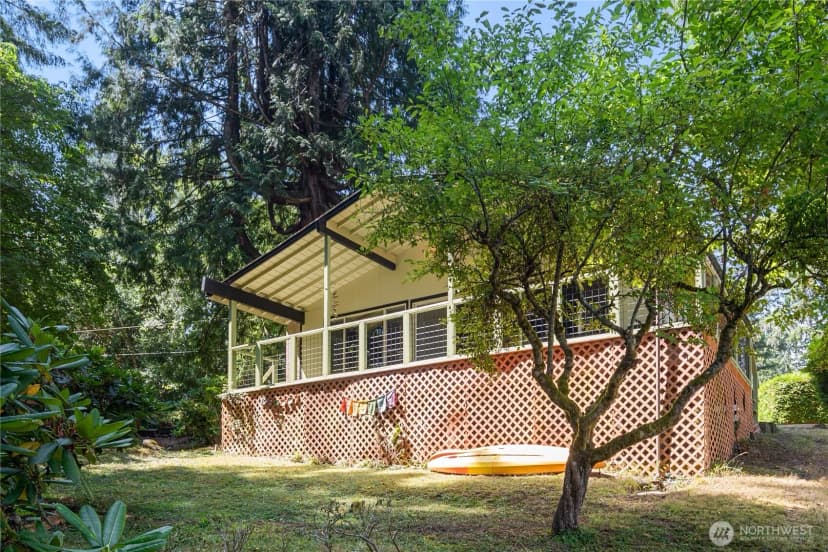 Property photo for 550 E Lakeshore Drive W, Shelton photo 24