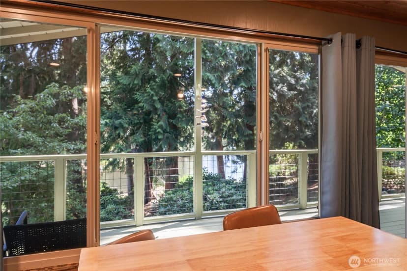 Property photo for 550 E Lakeshore Drive W, Shelton photo 11