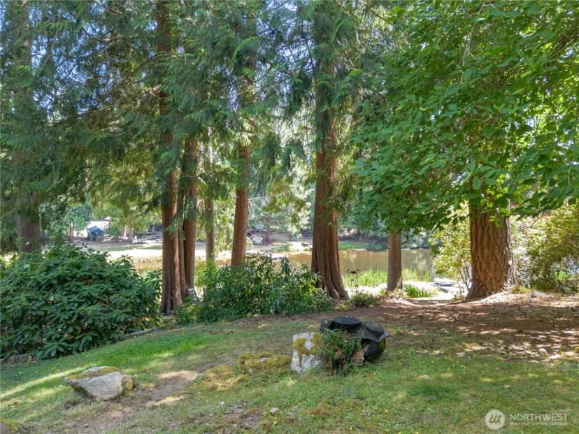 Property photo for 550 E Lakeshore Drive W, Shelton photo 34
