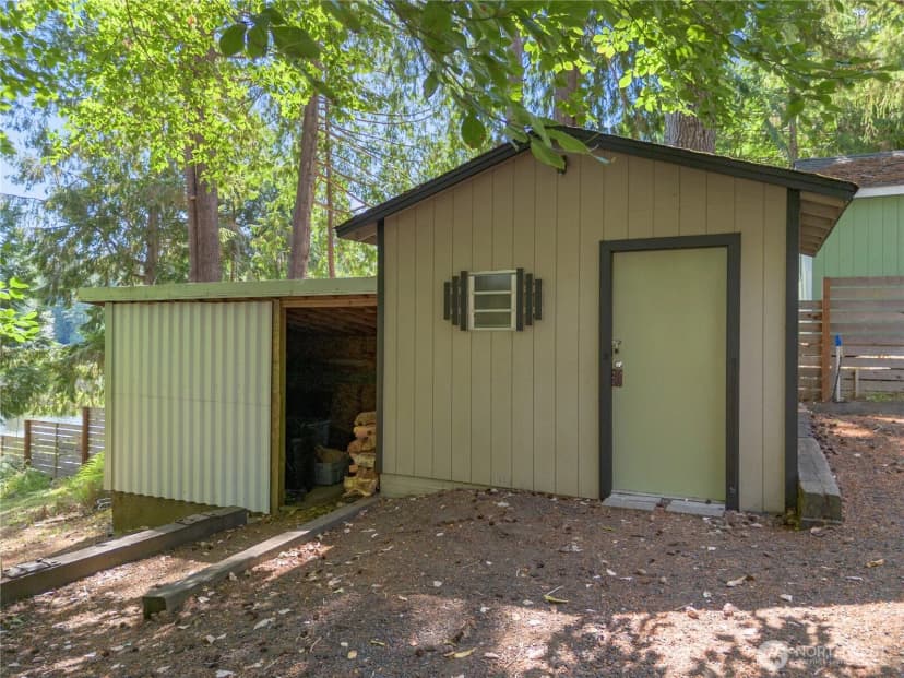Property photo for 550 E Lakeshore Drive W, Shelton photo 27