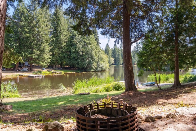 Property photo for 550 E Lakeshore Drive W, Shelton photo 26