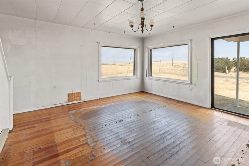 Property photo for 11993 Stone Road N, Harrington photo 4