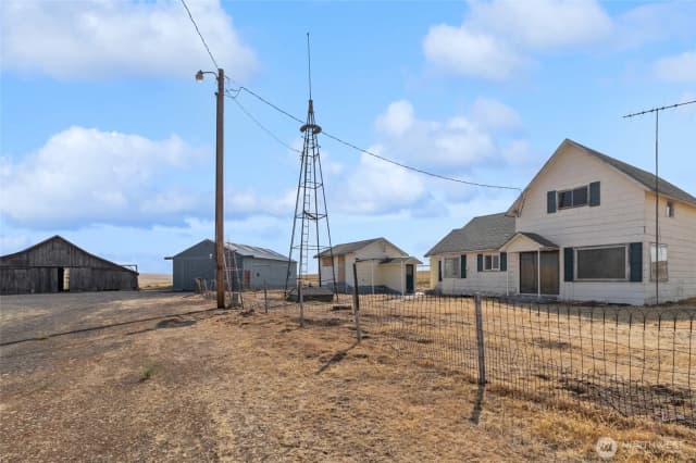 Property photo for 11993 Stone Road N, Harrington photo 3