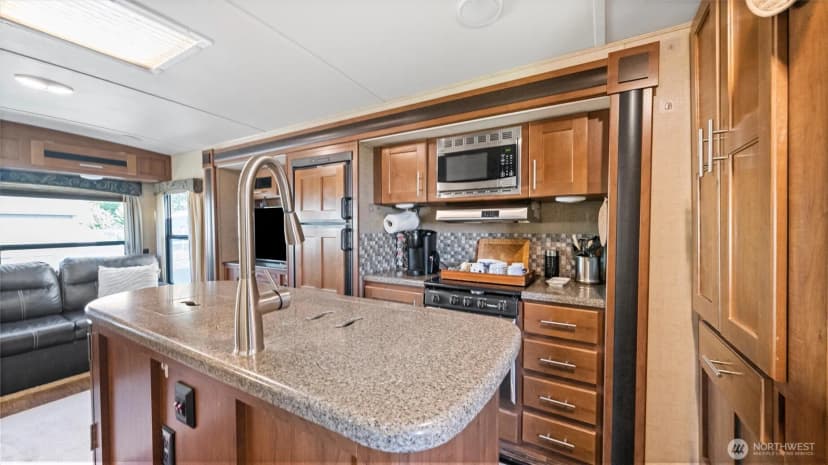 Property photo for 8110 Desert Greens Loop Se, Othello photo 7