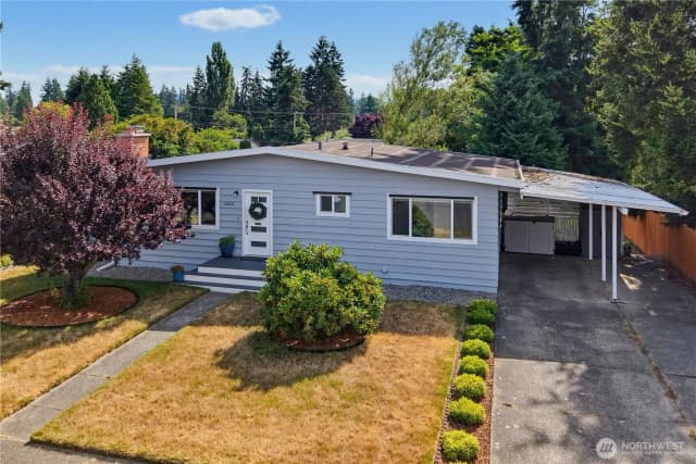 Property photo for 16418 125th Avenue Se, Renton