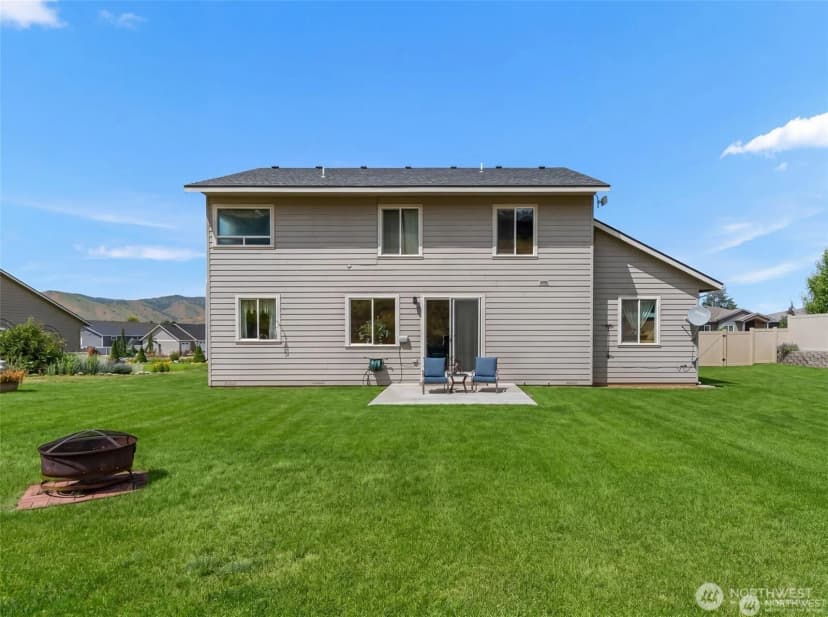 Property photo for 3113 Nw Delcon Court, East Wenatchee photo 25