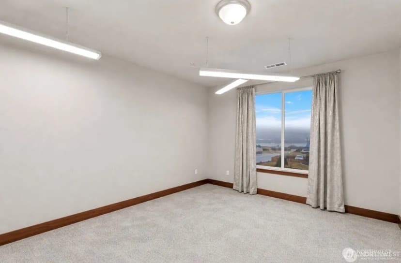 Property photo for 3113 Nw Delcon Court, East Wenatchee photo 16