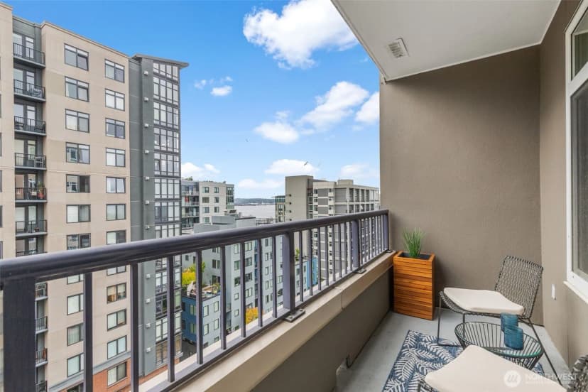 Property photo for 2801 1st Avenue #807, Seattle photo 18