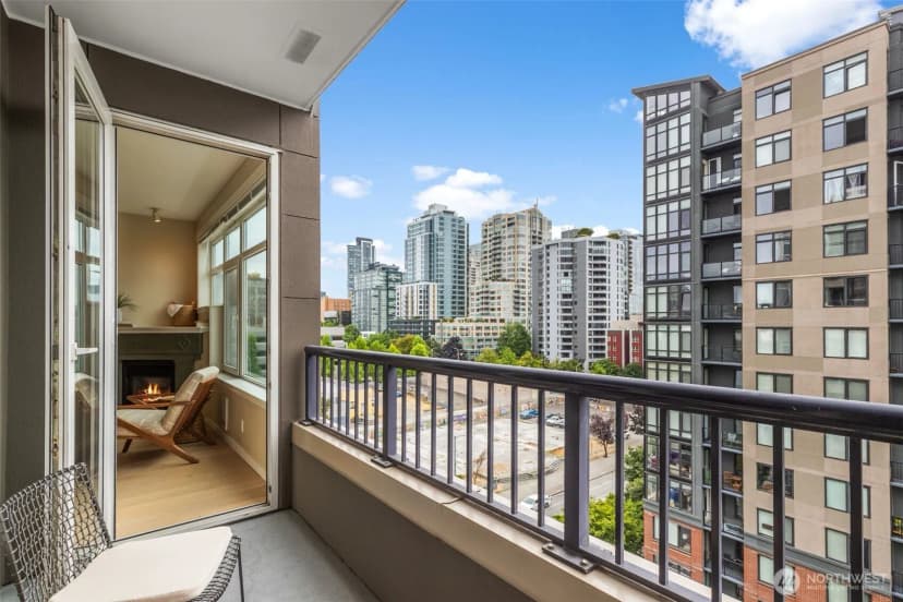 Property photo for 2801 1st Avenue #807, Seattle photo 17
