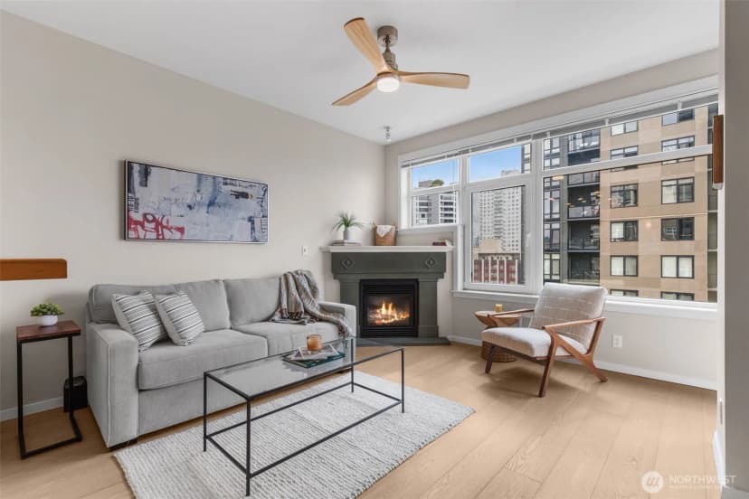 Property photo for 2801 1st Avenue #807, Seattle photo 14