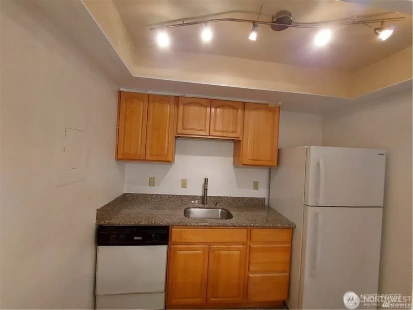 Property photo for 14665 Ne 34th Street #b22, Bellevue photo 11