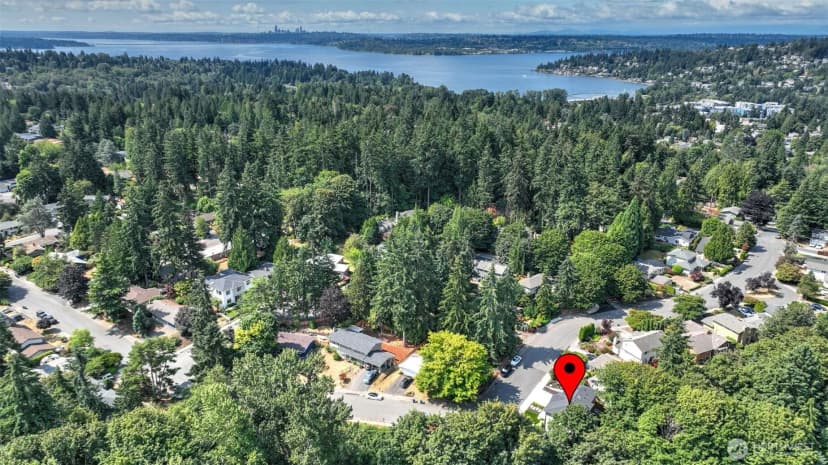 Property photo for 10930 Ne 120th Street, Kirkland photo 40
