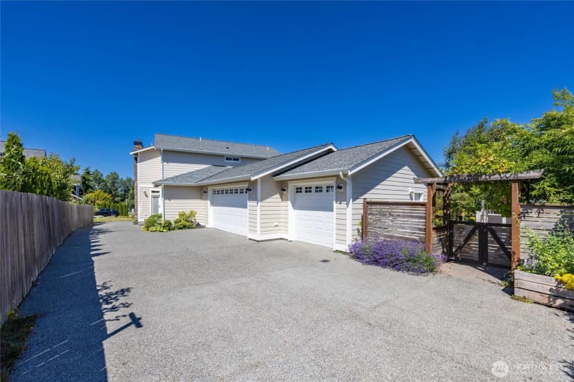 Property photo for 2019 29th Place, Anacortes photo 36