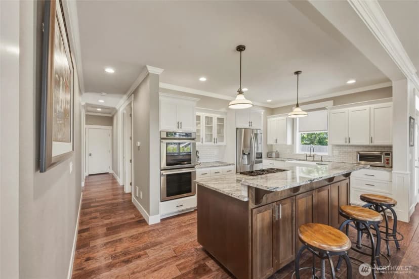 Property photo for 2019 29th Place, Anacortes photo 4