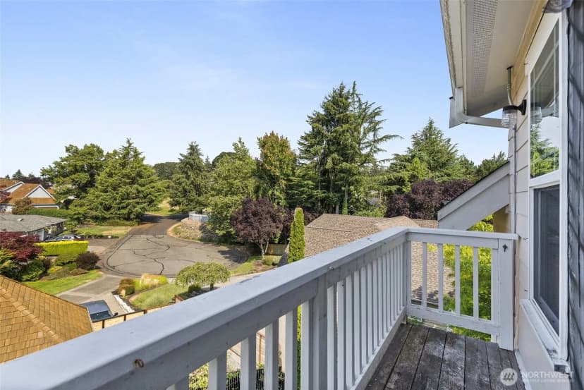 Property photo for 8902 65th Street W, University Place photo 34