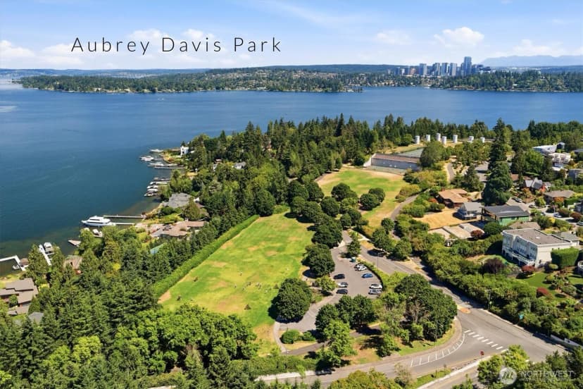 Property photo for 3427 72nd Place Se, Mercer Island photo 16