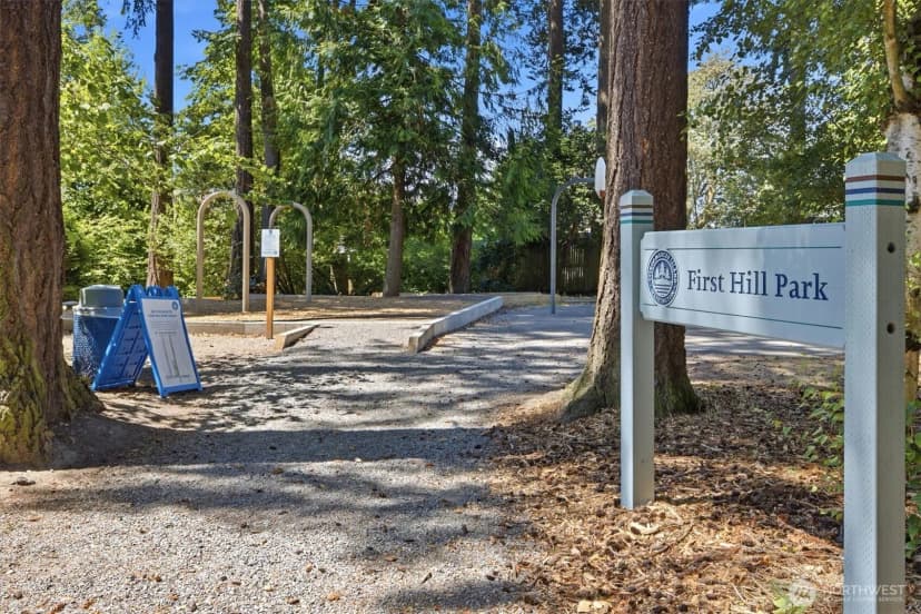 Property photo for 3427 72nd Place Se, Mercer Island photo 14