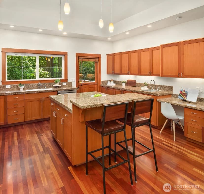 Property photo for 14744 Sivertson Road Ne, Bainbridge Island photo 10