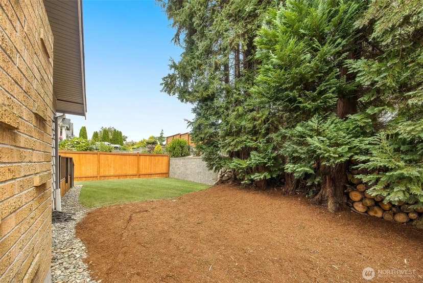 Property photo for 661 Birch Street, Edmonds photo 34
