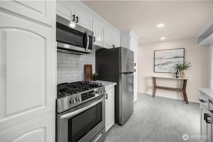 Property photo for 661 Birch Street, Edmonds photo 13
