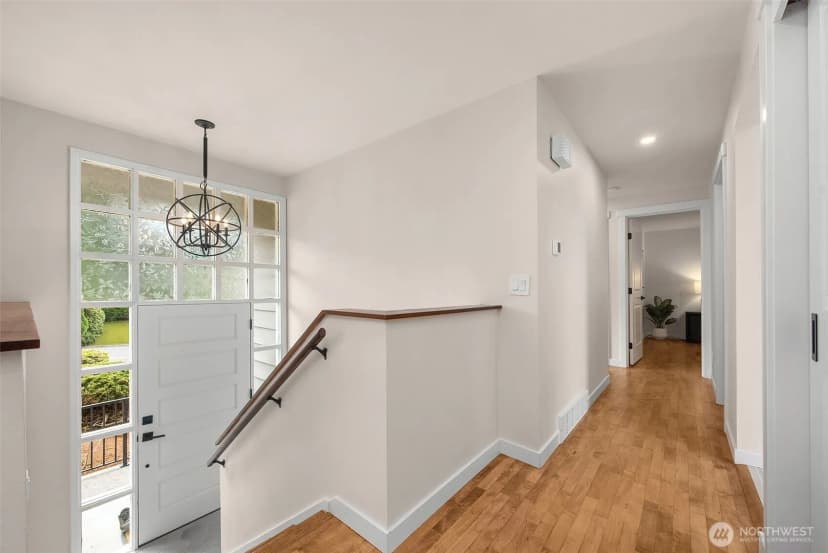 Property photo for 661 Birch Street, Edmonds photo 24