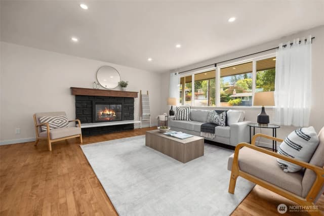 Property photo for 661 Birch Street, Edmonds photo 5