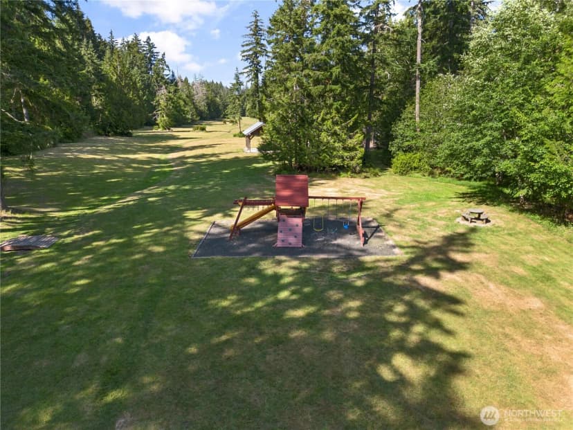 Property photo for 40 E Herron Place, Shelton photo 35