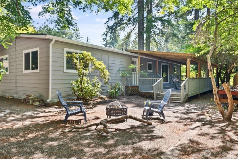 Property photo for 40 E Herron Place, Shelton photo 2